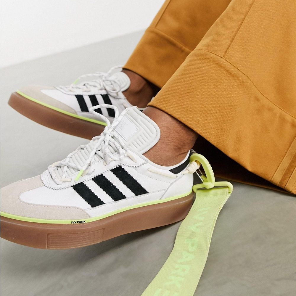 IVY PARK White and Black Sneakers with Gum Sole
